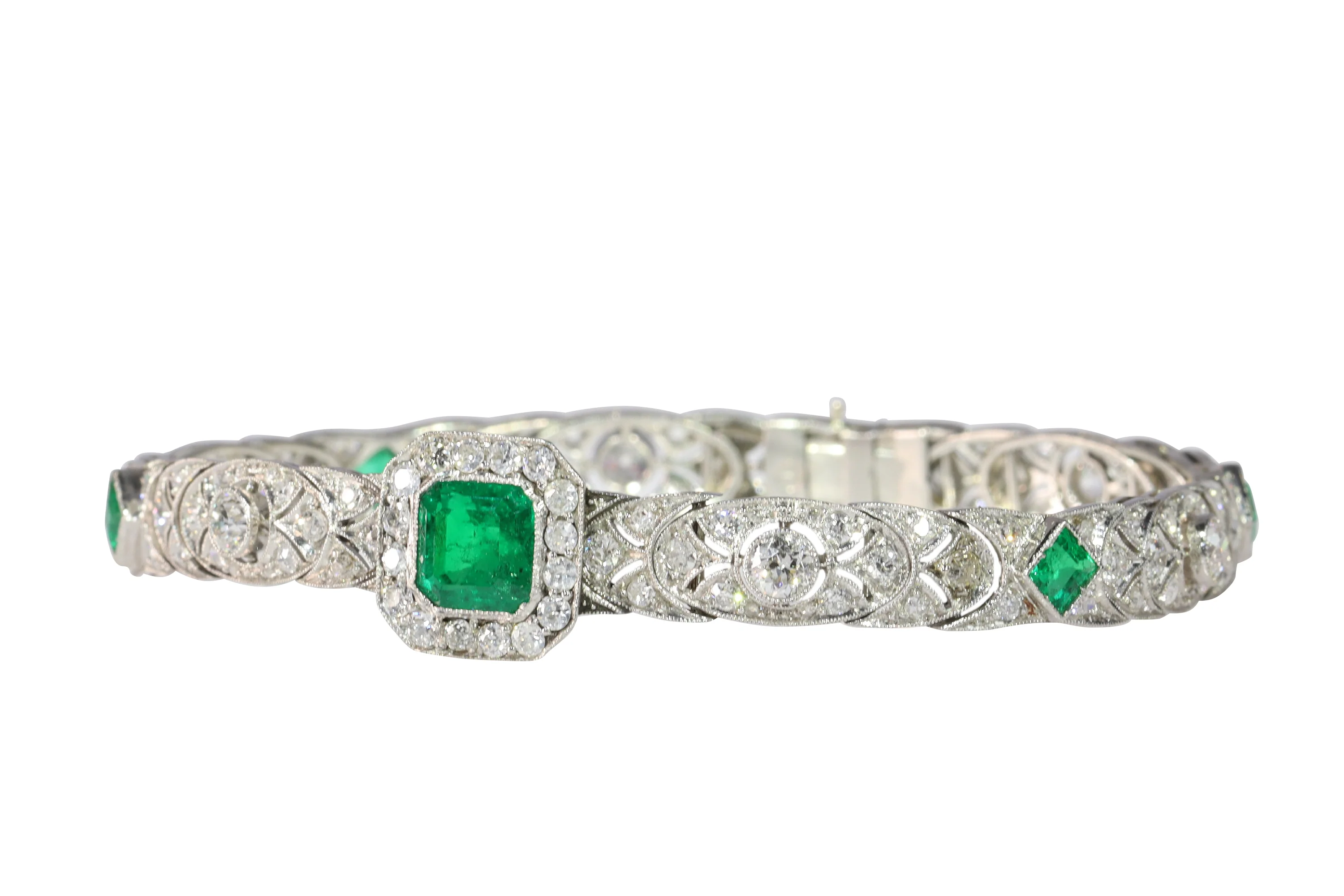 Vintage Luxury: Exquisite platinum bracelet Art Deco from the 1920s set with diamonds and emeralds  - Image 11