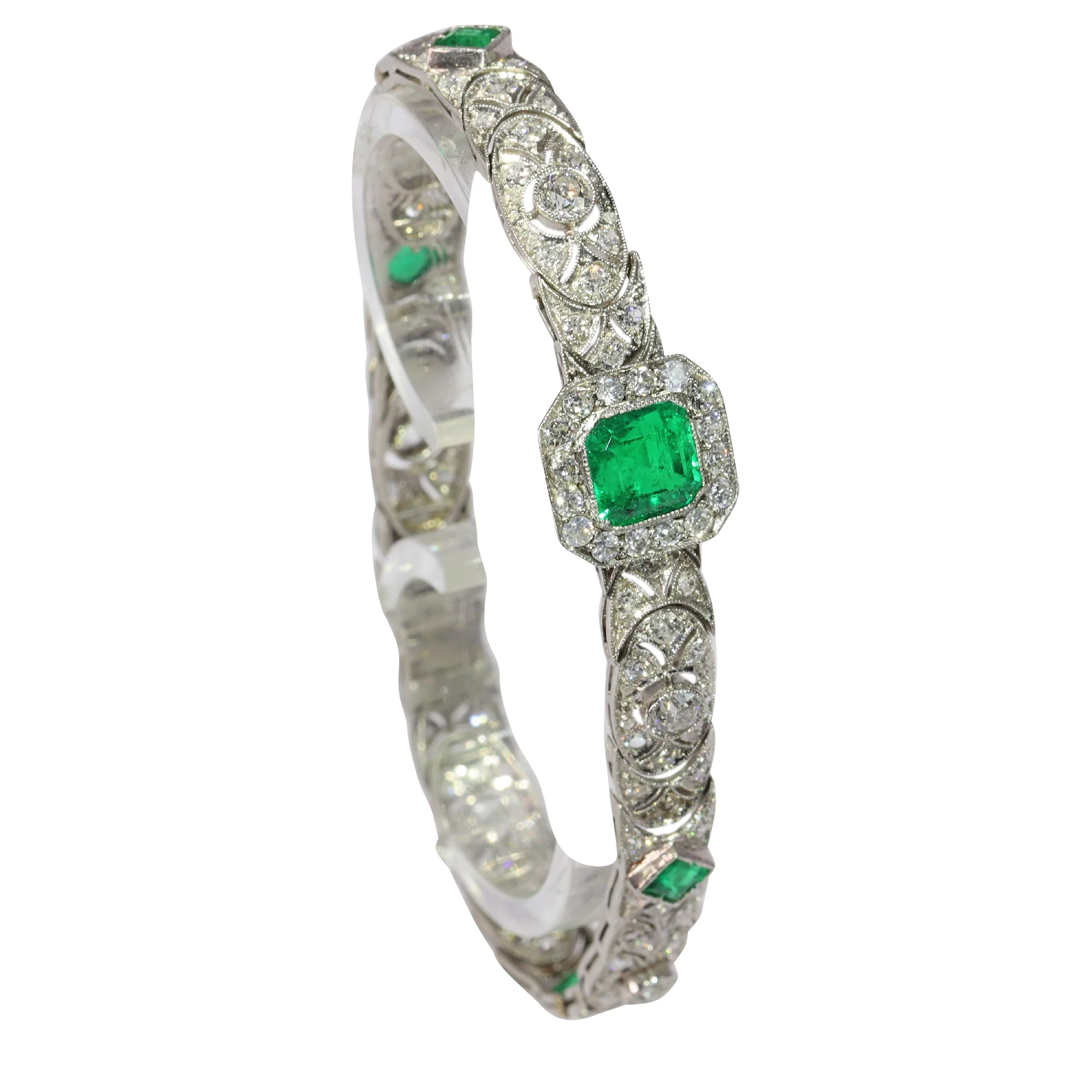 Vintage Luxury: Exquisite platinum bracelet Art Deco from the 1920s set with diamonds and emeralds  - Image 9