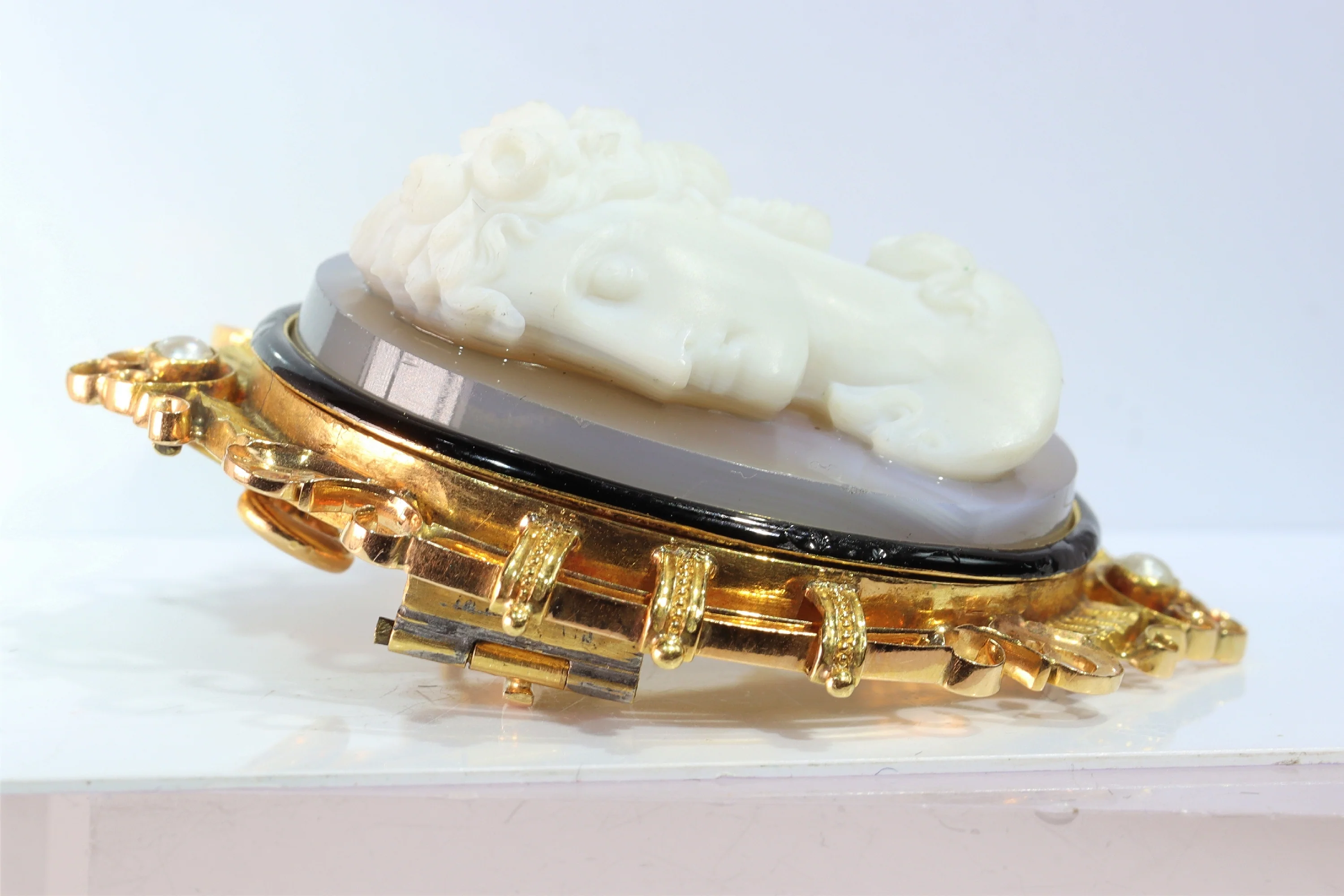 cameo Victorian: an overview of 19th-century French jewelry  - Image 9