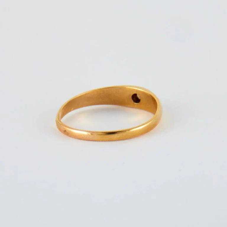 English yellow gold diamond bangle ring - Image 5