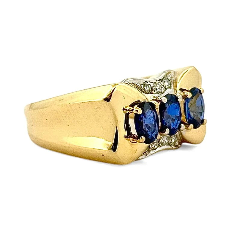 18-carat gold ring with sapphires and diamonds  - Image 6