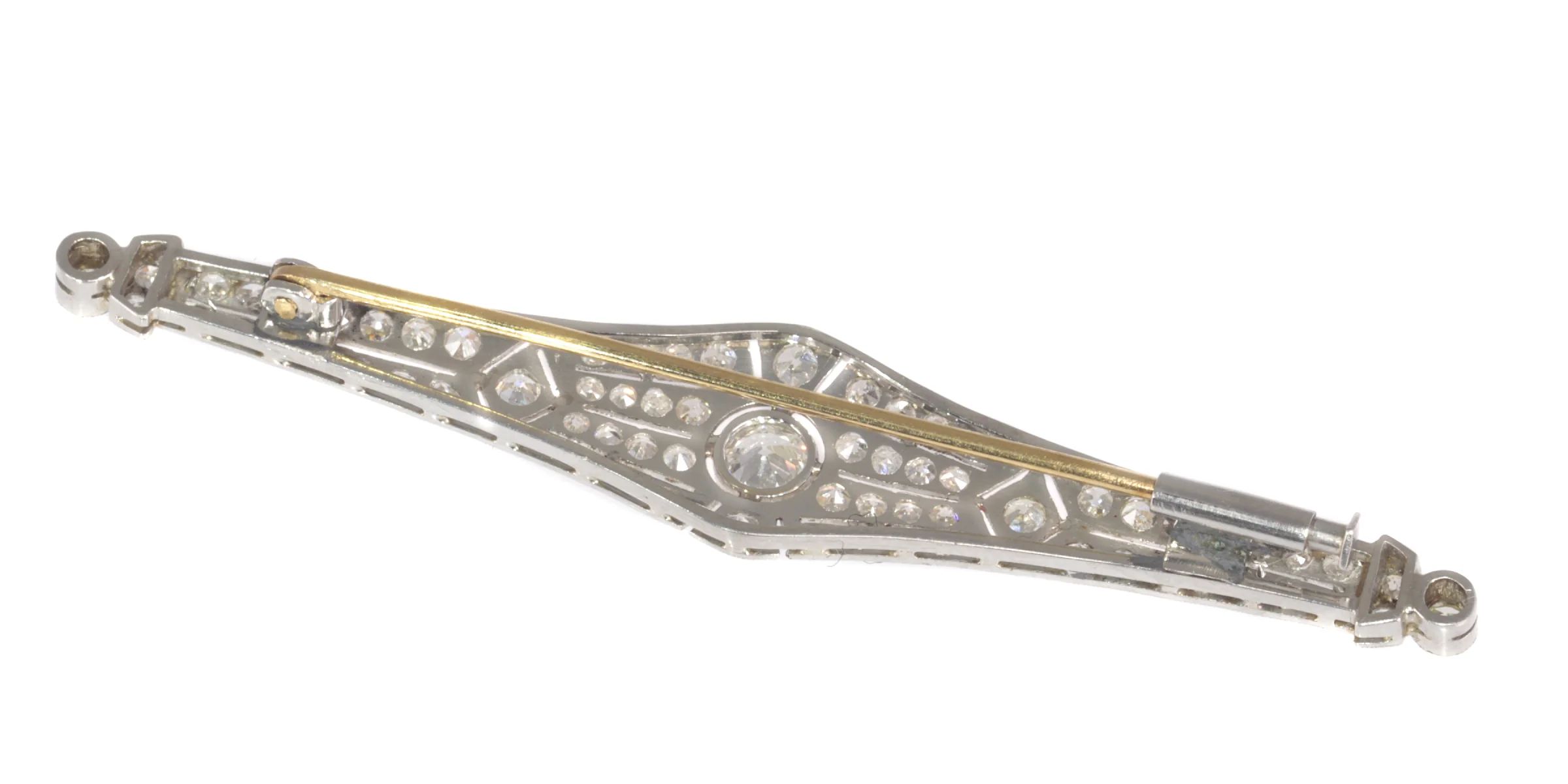 Timeless twenties: a sparkling Art Deco brooch in platinum  - Image 6