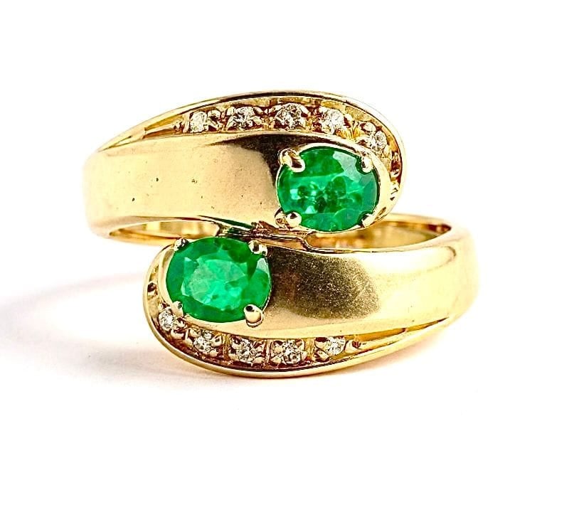 Vintage ring Toi & Moi yellow gold diamonds and emeralds  - Image 7
