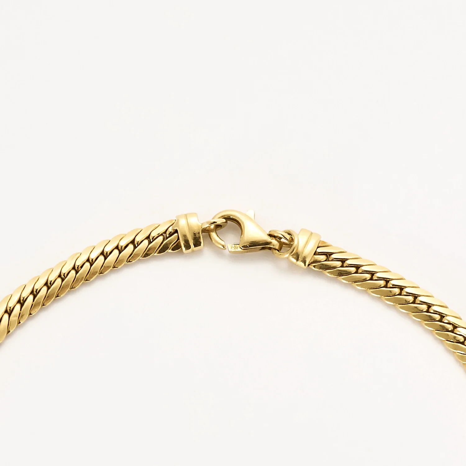 Yellow gold chain with Link graduated curb link  - Image 5